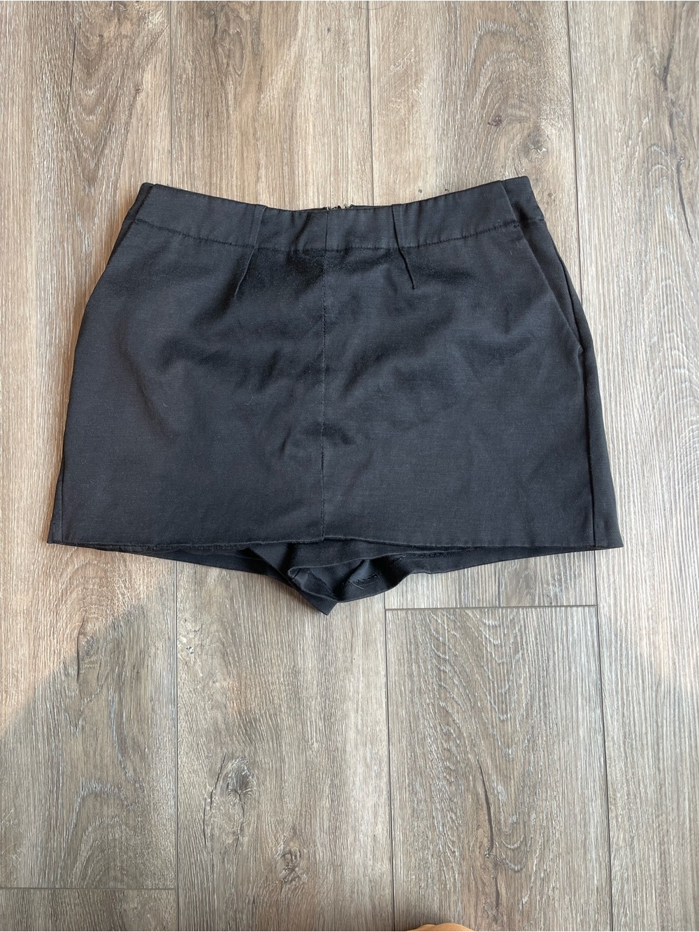 Dynamite Black Tailored Summer Skirt / Skort